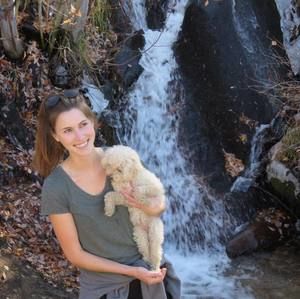 Meet your Posher, Dana